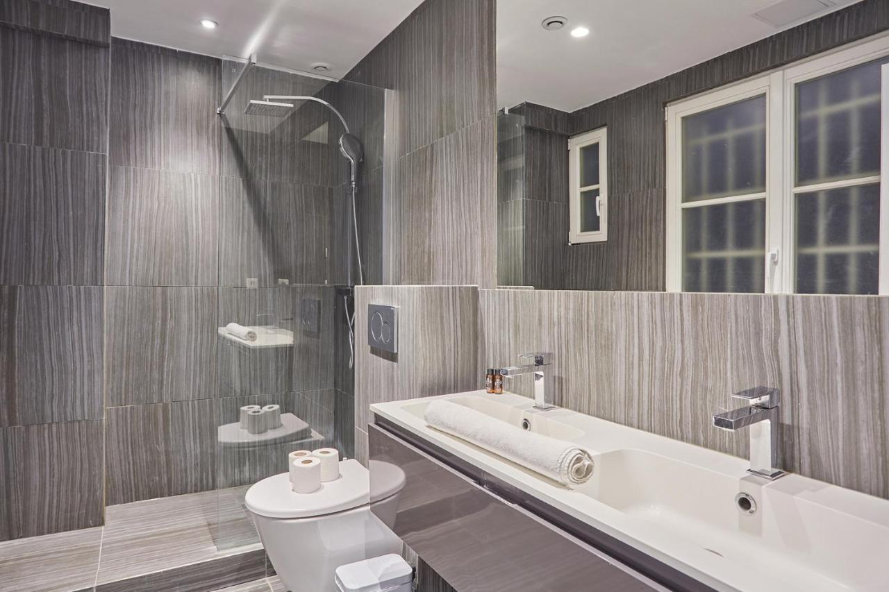 Center Of Le Marais By Studio Prestige *